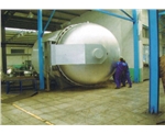 与青科大合作出口印尼直径4米硫化罐安装现场